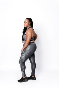 Load image into Gallery viewer, Black and White Tribal Legging Set
